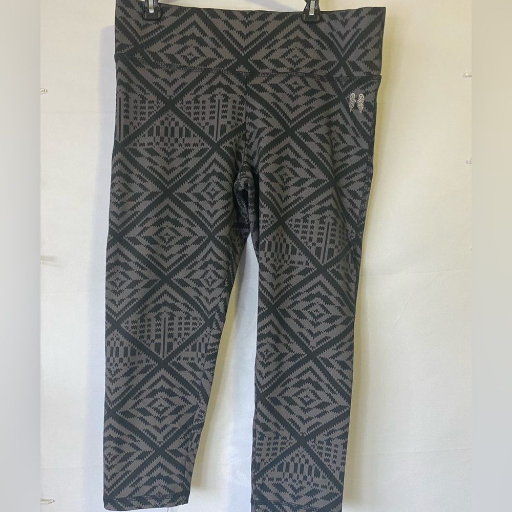 Victoria's Secret Charcoal Geometric Kids Leggings